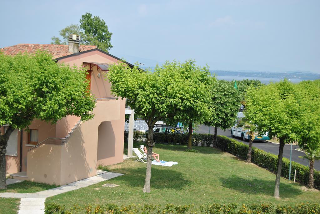 Residence Villaggio Tiglio Sirmione Dış mekan fotoğraf