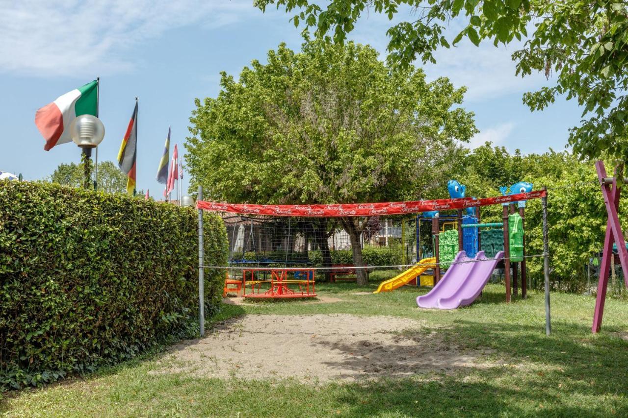 Residence Villaggio Tiglio Sirmione Dış mekan fotoğraf
